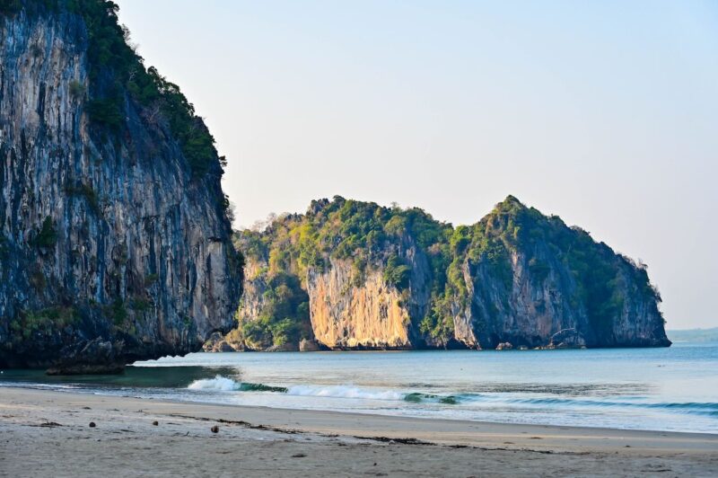 Alojarse en Gad Yao, islas Koh Phi Phi, Tailandia