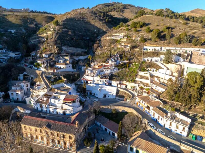 Sacromonte, solo si quieres dormir en una cueva