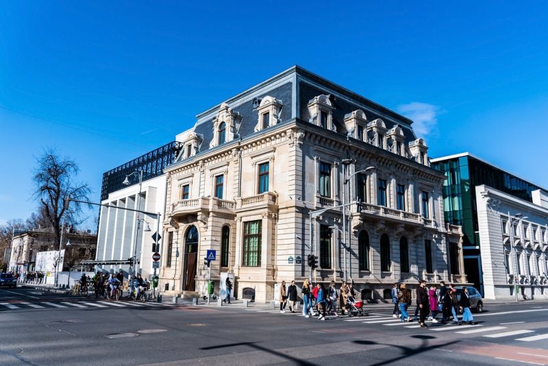 D&oacute;nde dormir en Bucarest: Bulevar Dacia